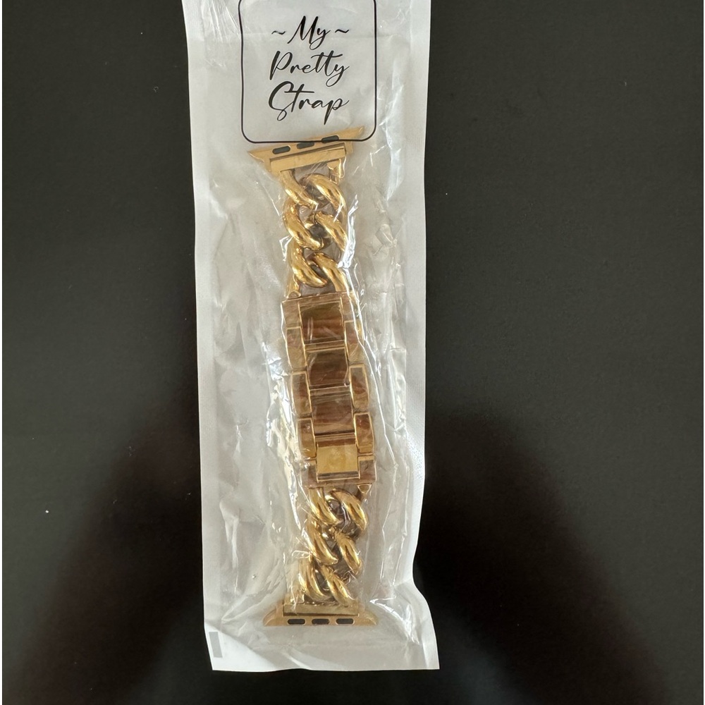 Gold Apple Watch strap with 42/44/45mm adapters